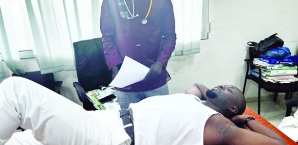 Ousmane Sonko, en service de réanimation, dans un état « très faible » (avocat)