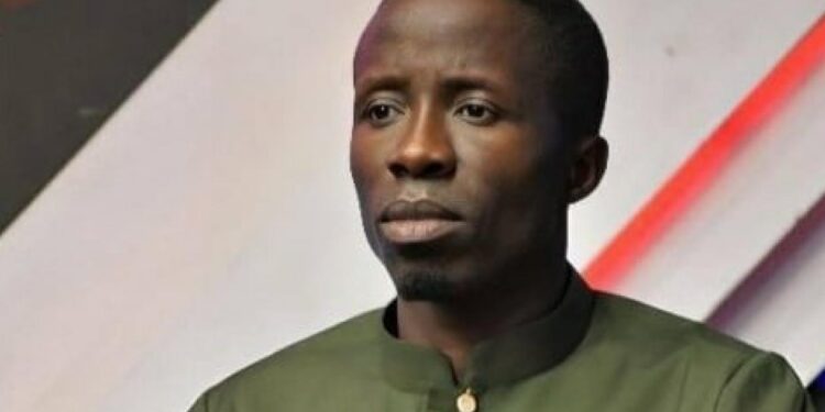 «Considère que c’est toi qui…» : l’émouvant au revoir de Abdou Nguer à…