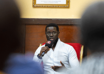 [PHOTO] La tenue de Diomaye Faye qui fait polémique sur les réseaux sociaux