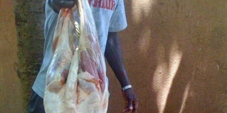 Parcelles Assainies : un chauffeur surpris en train de dépecer un …