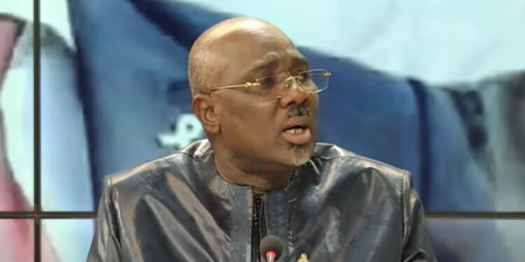 Affaire des téléphones au Pavillon spécial : Farba Ngom et un garde pénitentiaire déférés ce mercredi