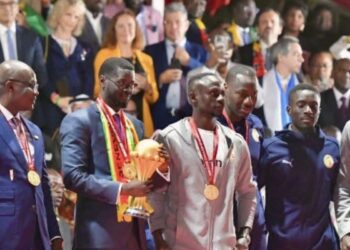 Victoire des Lions : Entre récompenses présidentielles et plaidoyer des supporters