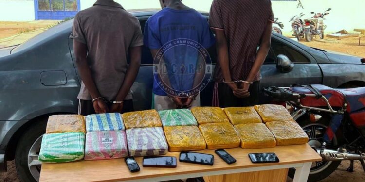 Contrôle à 5h du matin à Aéré Lao : La Gendarmerie intercepte 3 trafiquants avec 14 kg de drogue
