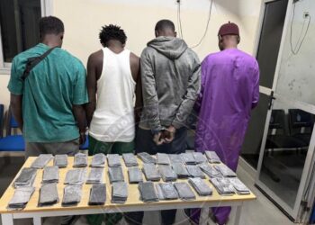 2 milliards F CFA en billets noirs saisis à Rufisque : Cinq trafiquants, dont un homme âgé, arrêtés par la BR de Keur Massar