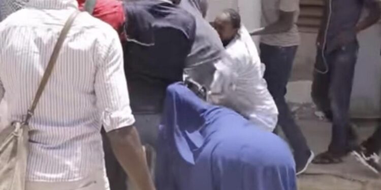 Violente bagarre à Grand Yoff : Le différend sexuel qui a envoyé deux amants de Facebook à l&rsquo;hôpital et en cellule