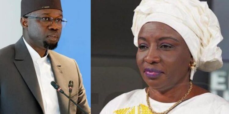 Rupture au sommet : Mimi Touré répond aux piques de Sonko et clarifie la ligne du pouvoir