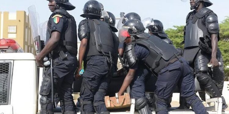 Grand-Yoff : Ils commandent pour 86 000 FCFA sans un sou, le repas d’anniversaire se termine au commissariat