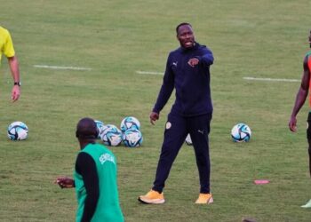 Tanière : Pape Thiaw bouscule ses habitudes à l&rsquo;entraînement, trois cadres manquent à l&rsquo;appel