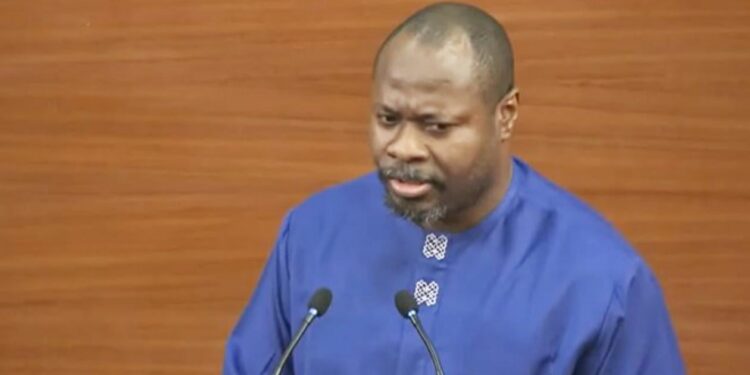 Assemblée : Guy Marius Sagna secoue l&rsquo;hémicycle et interpelle Diomaye sur la diplomatie, la CEDEAO et le social