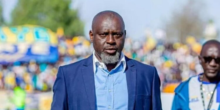 « C&rsquo;est une erreur que nous allons payer pendant des années » : La position tranchée d’Ansou Diadhiou sur l&rsquo;avenir de Pape Thiaw