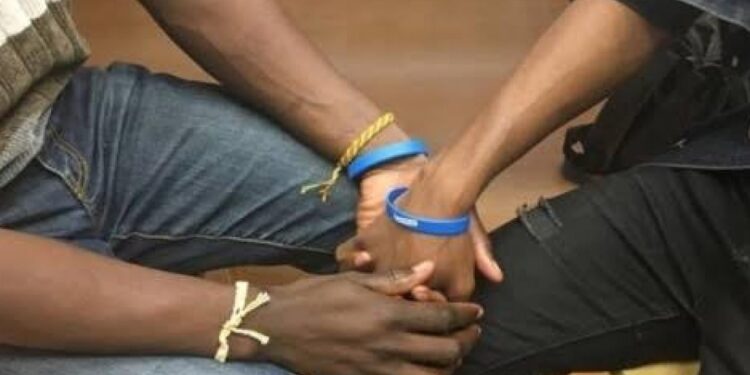Rufisque : le «rendez-vous partouze» interrompu, cinq jeunes hommes arrêtés