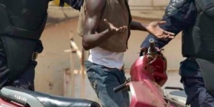 Tribunal de Thiès : M. Niang vole une moto Jakarta et prend un mois de prison