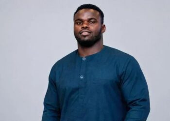 Affaire des billets noirs saisis : le lutteur Reug Reug et ses deux acolytes présentés au procureur Ndoye