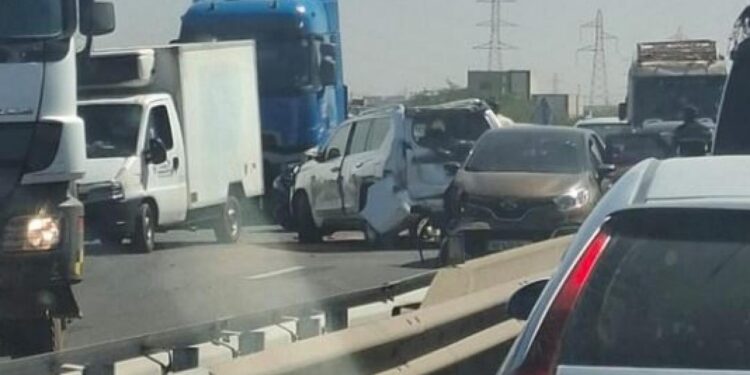 Autoroute de l’Avenir : accident entre Sébikotane et Diamniadio, la circulation fortement perturbée